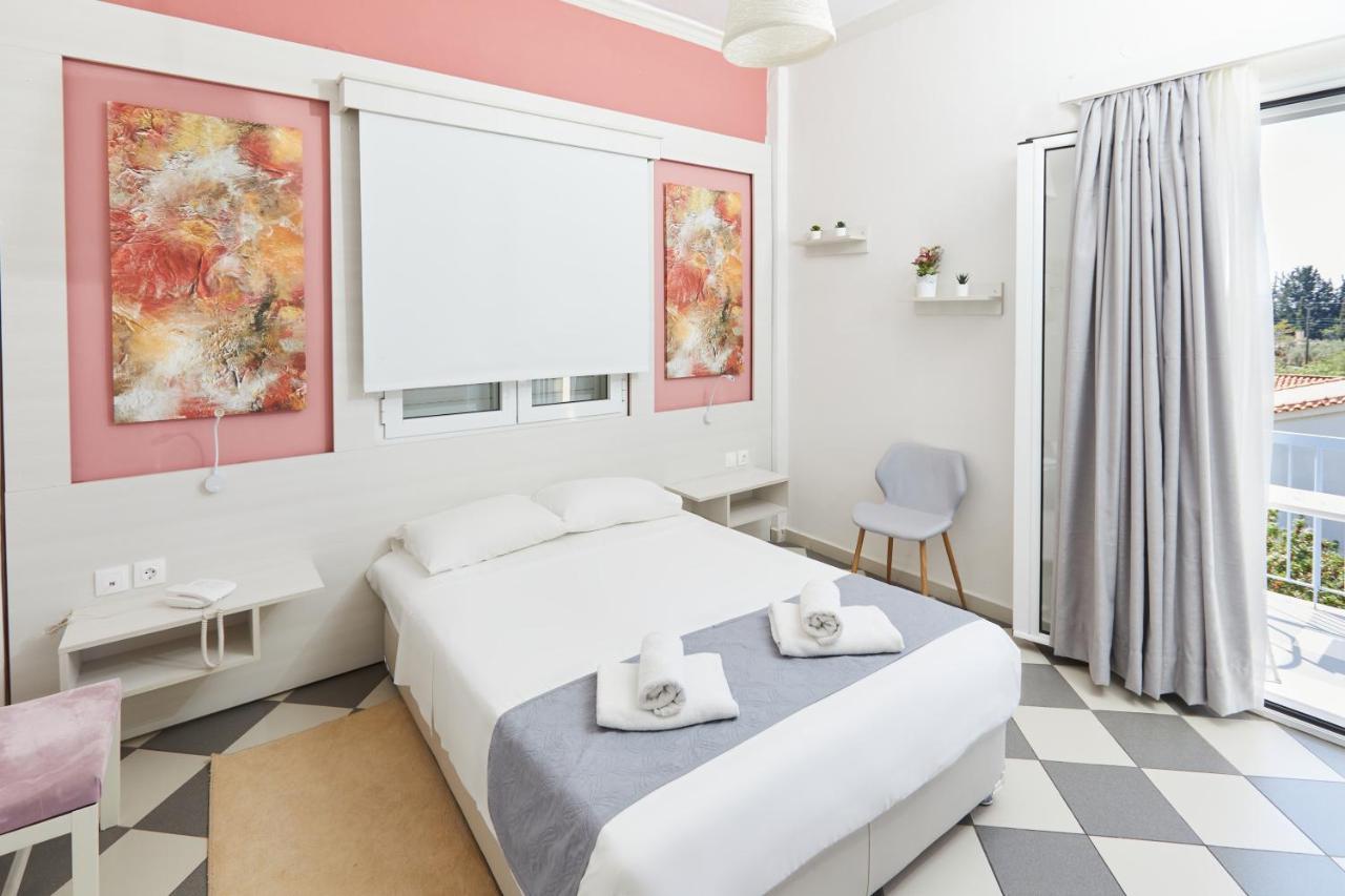 Otel Klonos Anna
