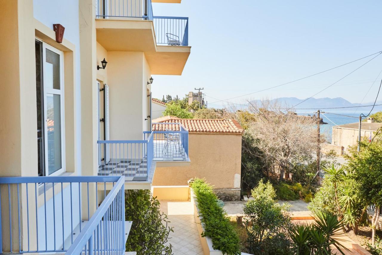 Klonos Anna Otel