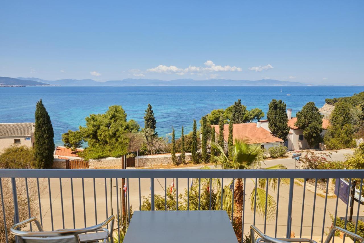 Klonos Anna 2* Aegina