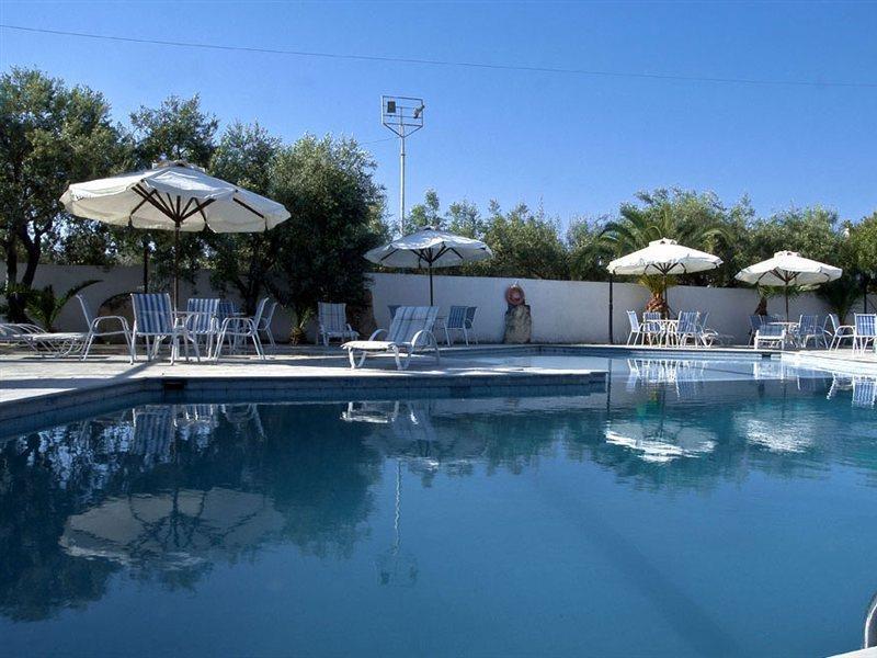 Hotel Klonos Anna 2*