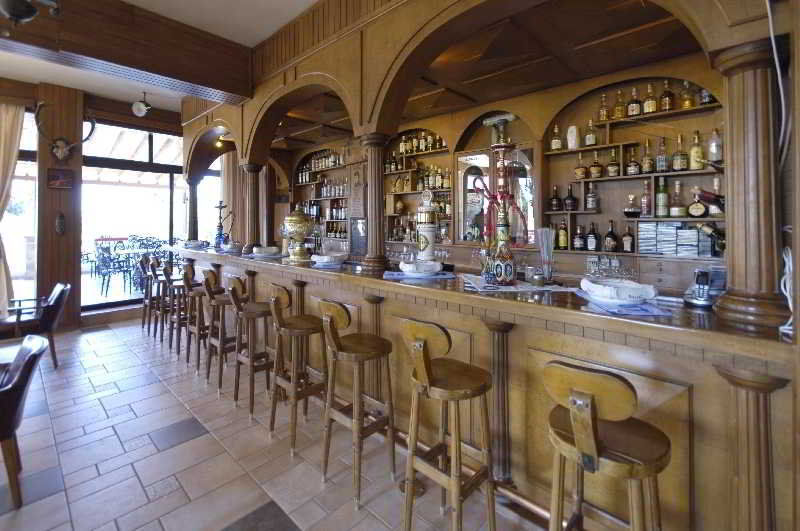 Otel Klonos Anna